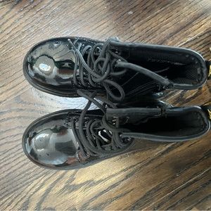 LIKE NEW! 
DOC MARTENS size 11 shiny boot like new! Worn only for photos!